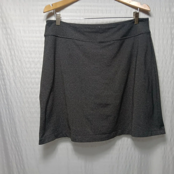 Athleta Dresses & Skirts - Athleta Skort. Ladies size XL Tall